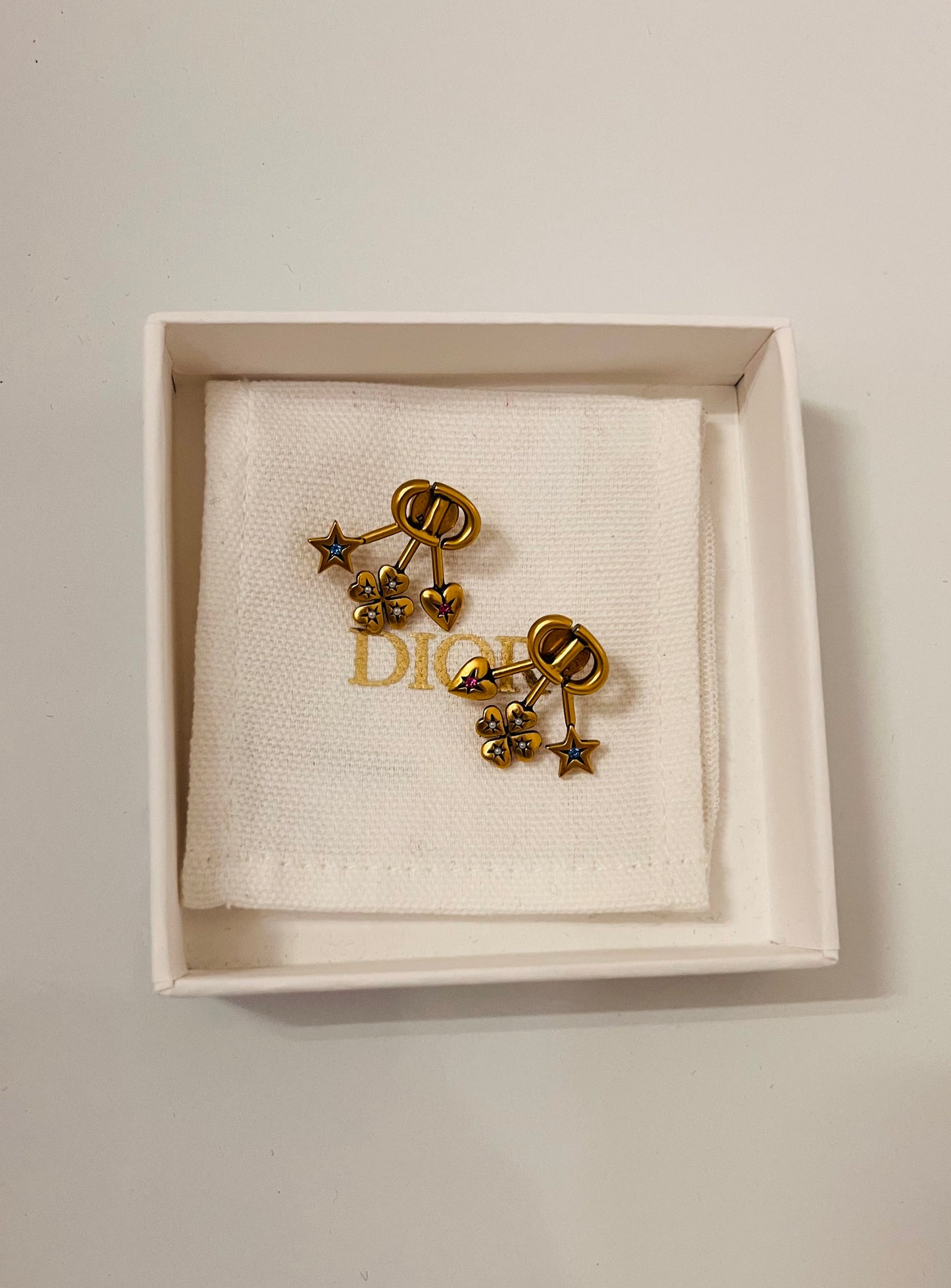Boucles d'oreilles Dior